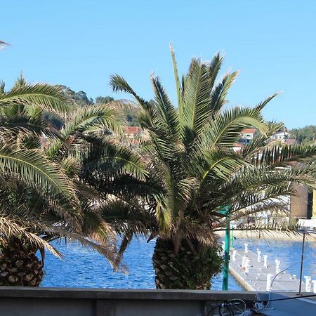 Season4All Apartments Mali Lošinj Exteriör bild