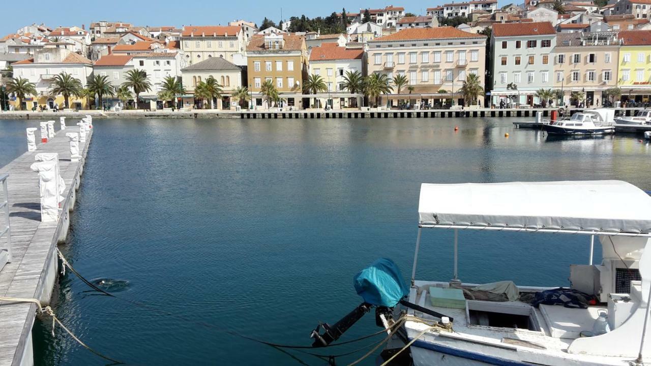 Season4All Apartments Mali Lošinj Exteriör bild